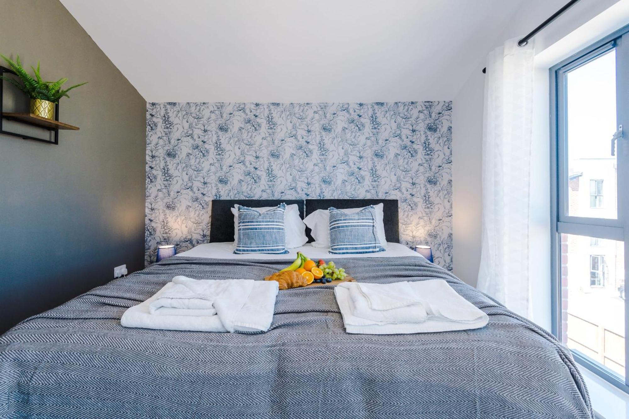 Rest&Recharge At Waterway House Villa Manchester Luaran gambar