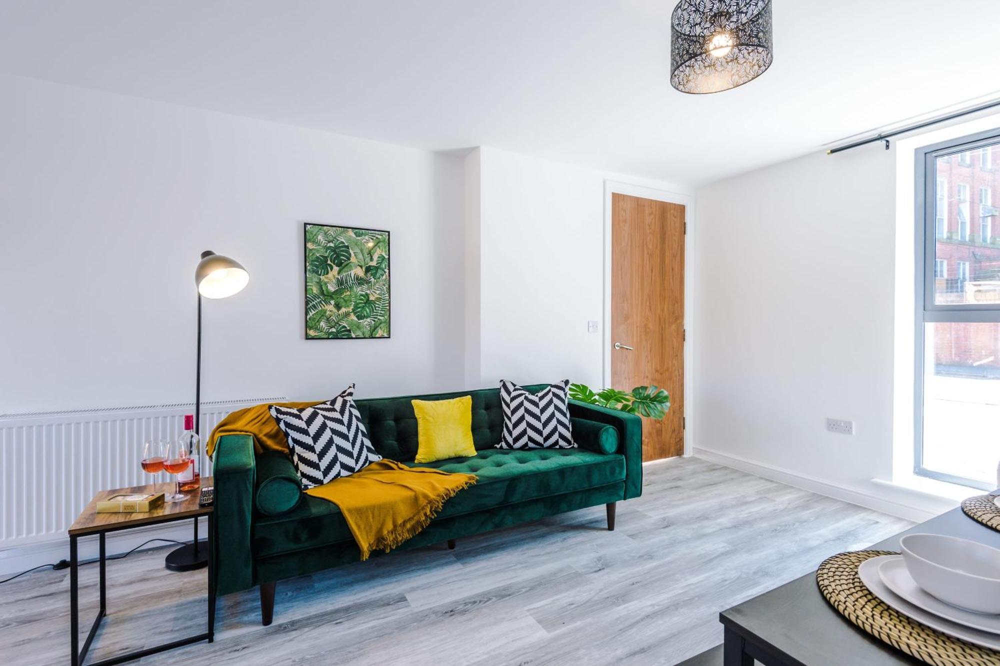Rest&Recharge At Waterway House Villa Manchester Luaran gambar